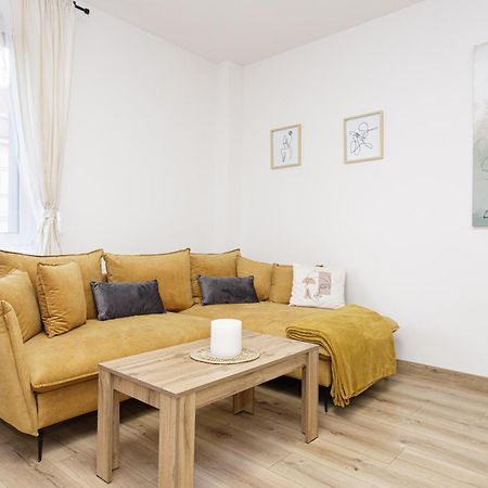 Apartment Hotel Stud Mb Οστράβα Εξωτερικό φωτογραφία