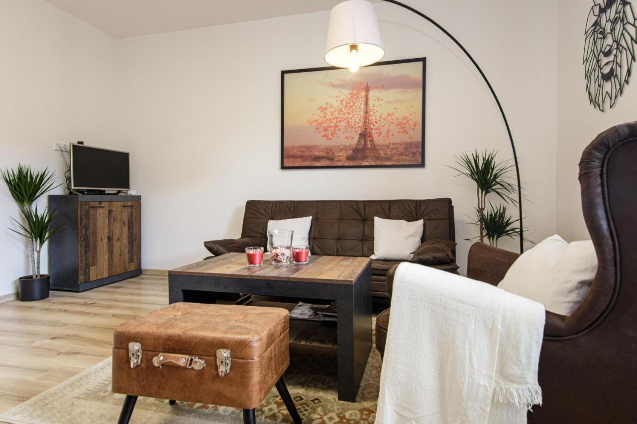 Apartment Hotel Stud Mb Οστράβα Εξωτερικό φωτογραφία