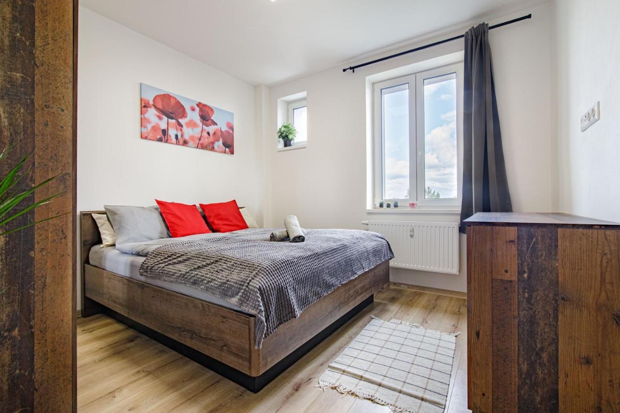 Apartment Hotel Stud Mb Οστράβα Εξωτερικό φωτογραφία