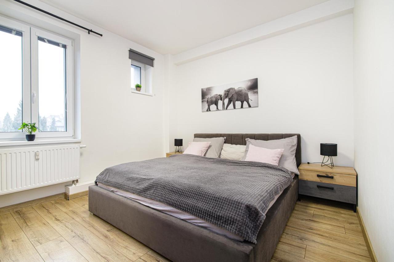 Apartment Hotel Stud Mb Οστράβα Εξωτερικό φωτογραφία