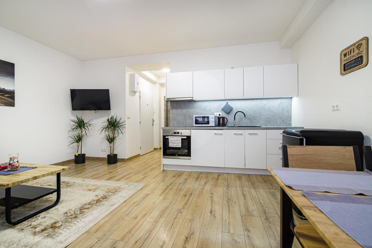 Apartment Hotel Stud Mb Οστράβα Εξωτερικό φωτογραφία